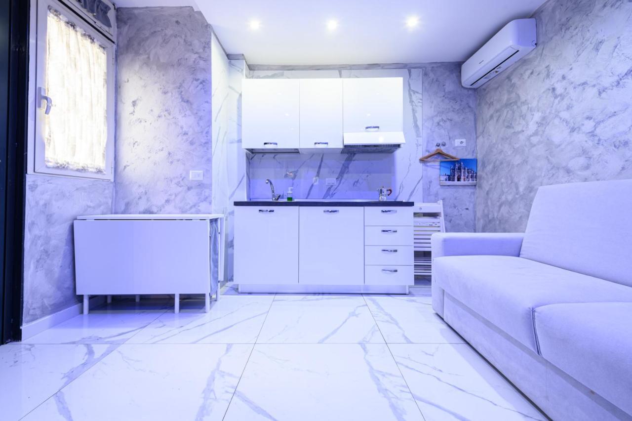 La Magnifica Napoli Apartments White House Bagian luar foto